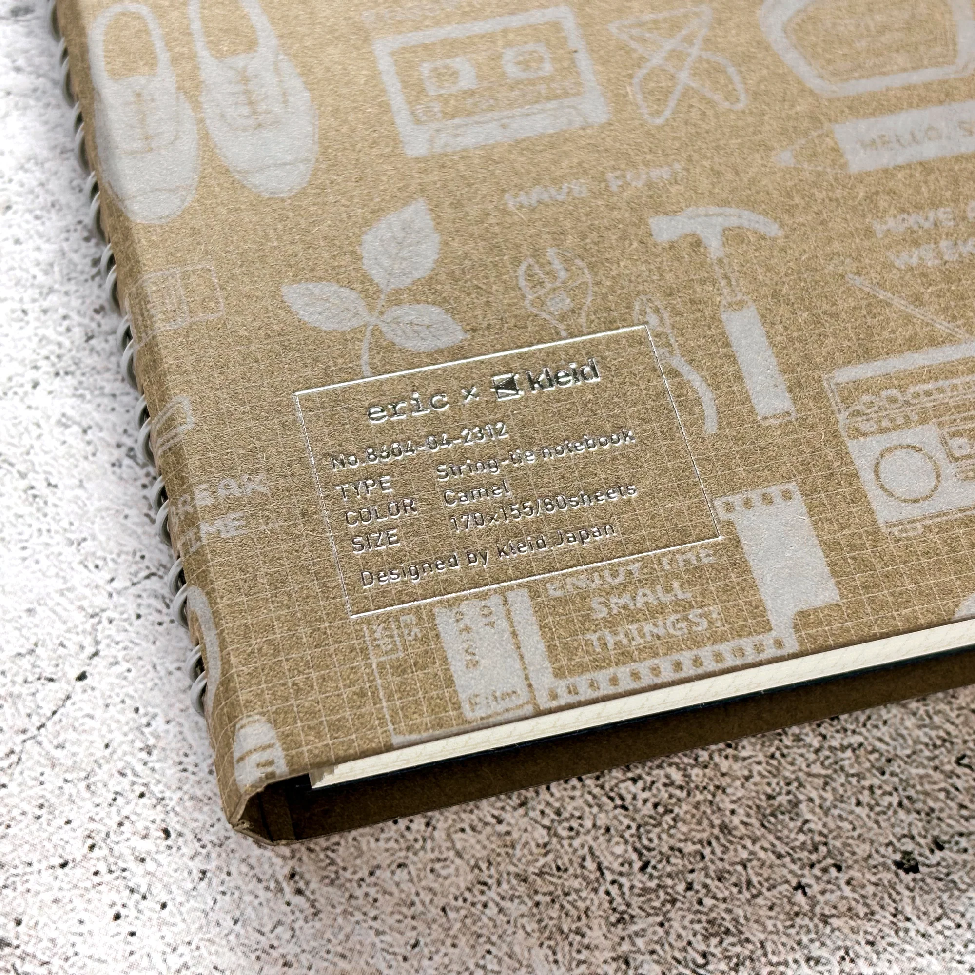 eric / Leather String-tie Notebook w/t pocket - Khaki Cover (cream paper) - Image 7