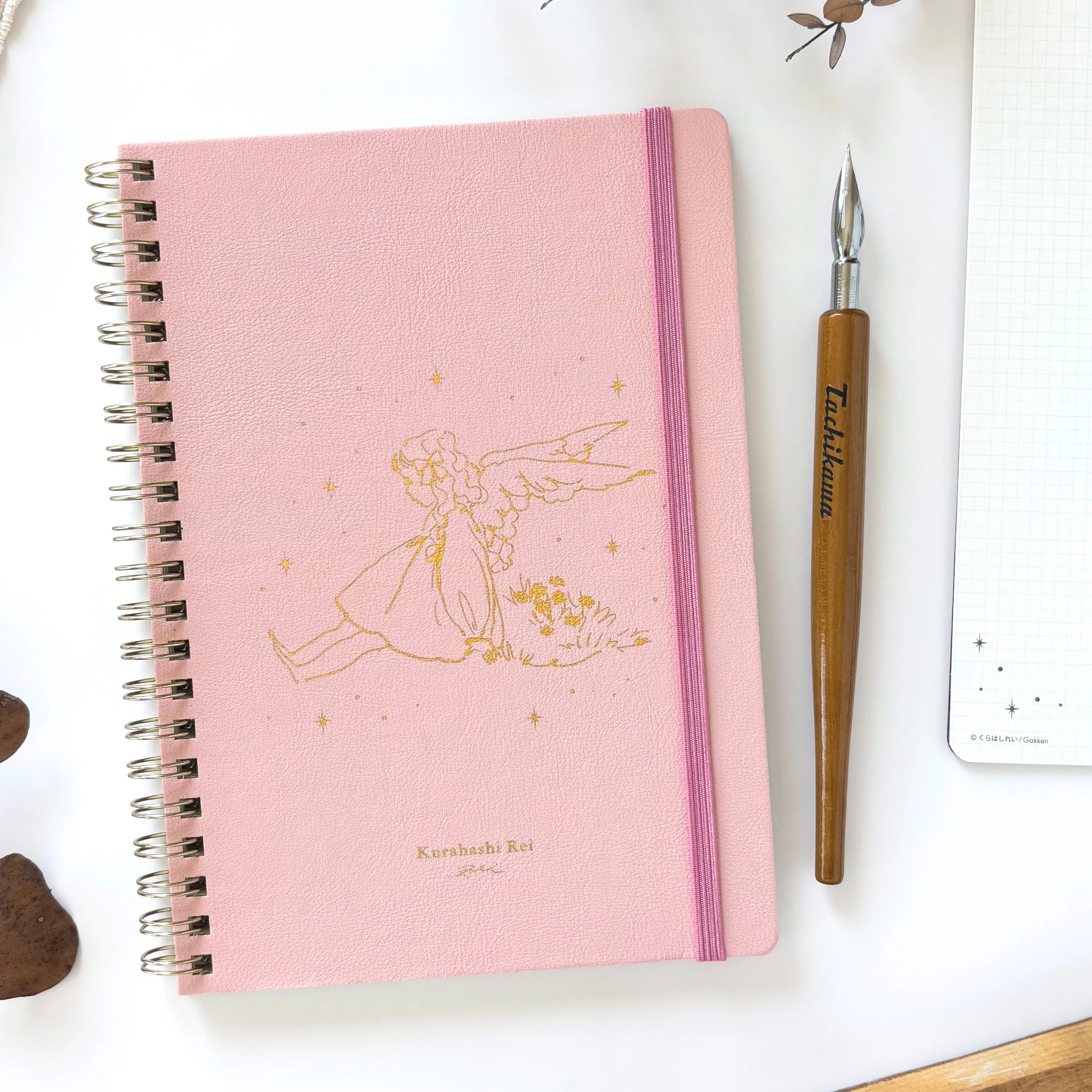 Rei Kurahashi / B6 Foil-Stamped Ring Notebook - Take a rest