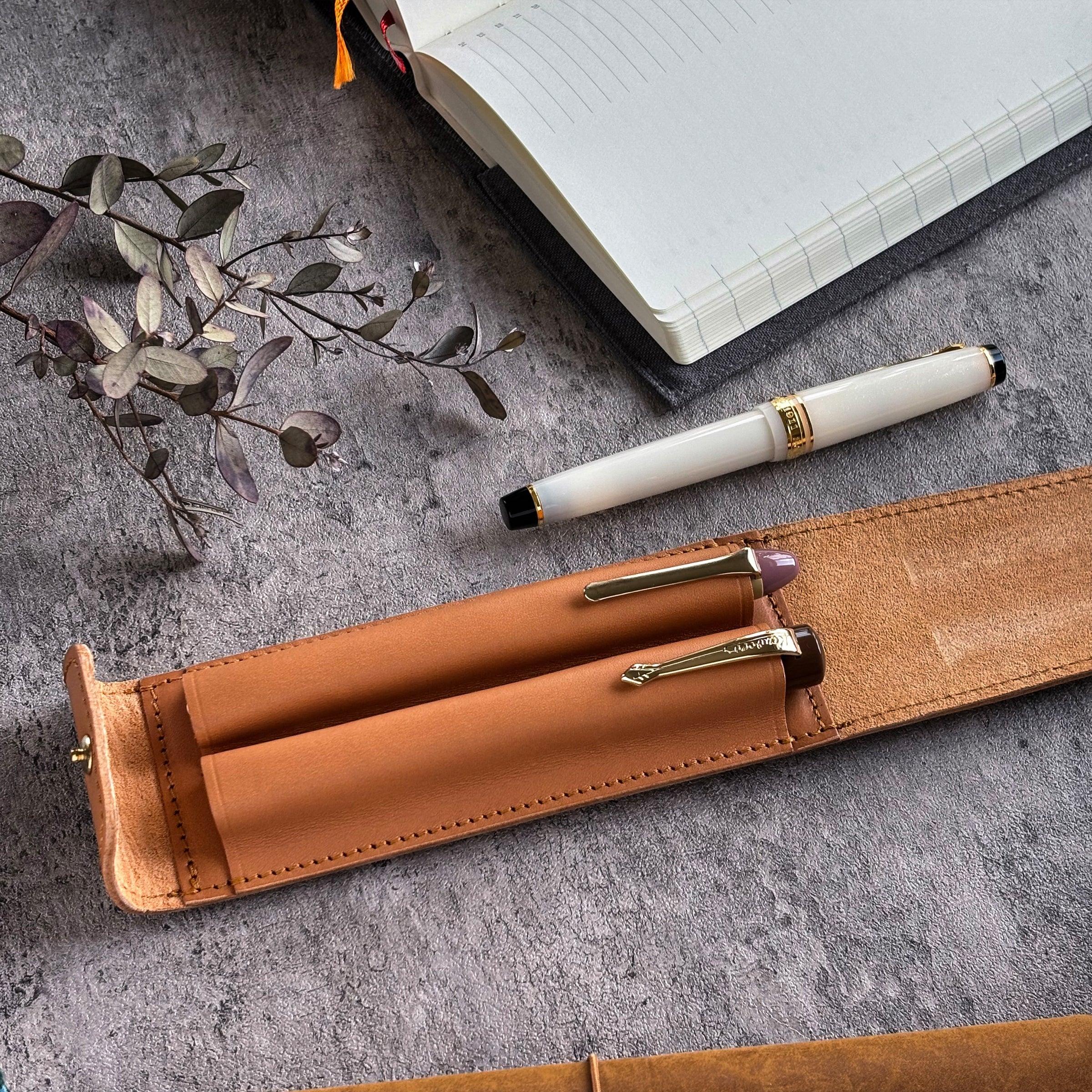 The Superior Labor / INGRASSATO Leather Fountain Pen Case - (2 Pens) - Image 25